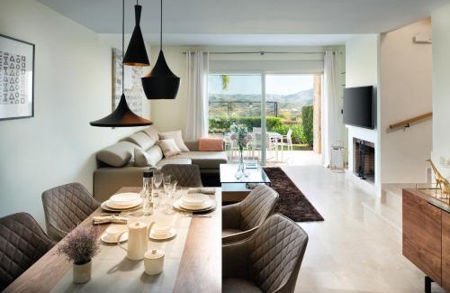 Mijas House | Luxury townhouse La Cala Golf Resort (Golf, Beach, Nature and Amazing views)