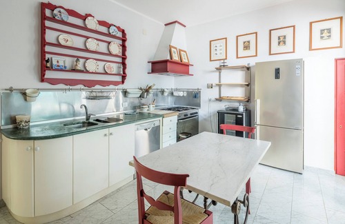 Marina di Pietrasanta Apartment | Luxury Villa with Swimming pool at 700 meters from the sea