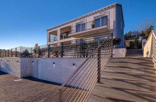 Lumbarda Villa | Luxury villa Cataleya with outdoor pool, jacuzzi, gym, bedrooms, 2 kitchens, 2 living rooms, WIFI, parking, on the island of Korcula