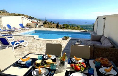 Ravno Villa | Luxury Villa Layla with private pool near Dubrovnik