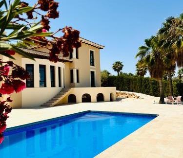 Cansalades Villa | Luxury villa pool&beach paradise