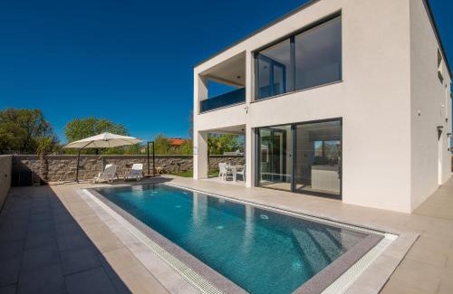 Milcetici Villa | Luxury Villa Weiss - Malinska - Heated Pool - Central floor heating in Winter - Osmosis System in kitchen