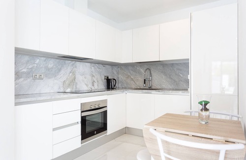 Los Cristianos Villa | Luxury Villa with Air Conditioning and Private Pool in Los Cristianos