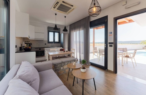 Kattavia Villa | Luxury Villa with Private Swimming Pool, BBQ, playground, 5 min. from Prasonisi!