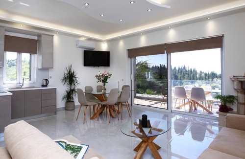 Tsoukaladhes House | Luxury villas thanasis close to Kathisma