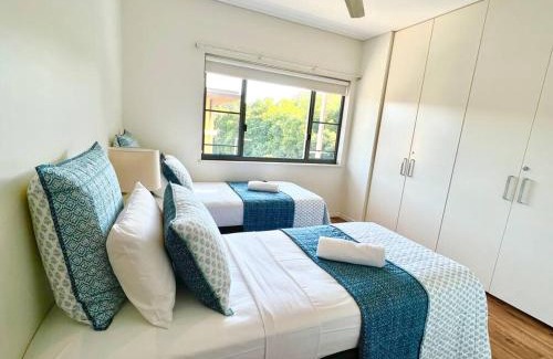 Darwin City Centre House | Luxury Waterfront Apartment (2 bedrooms)