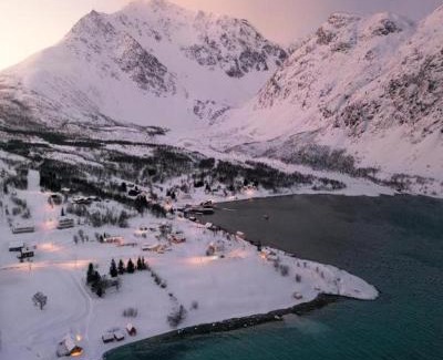 Koppangen Villa | Lyngen Flexible Living - Alpine cabins at the start of the mountain