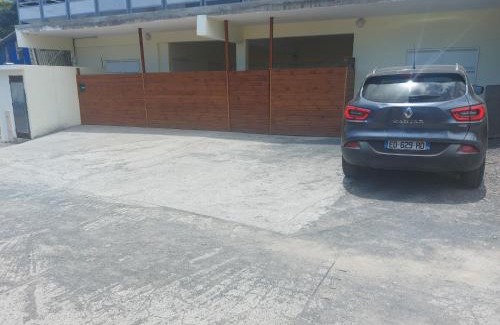 Pamandzi Apartment | LYS APPART, à 2 min à pied de l'aéroport