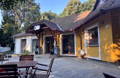 Szombathely Bed & Breakfast | Május 1 Vendégház - Szombathely