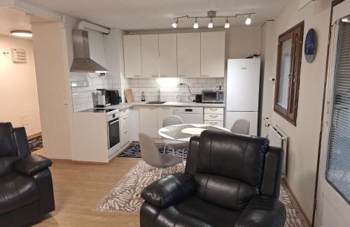 Maentsaelae Apartment | Mäntsälä Centrum- huoneisto saunalla ja ilmaisella pysäköinnillä
