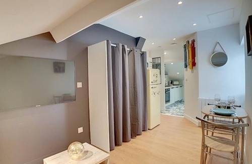 Saint-Fons Apartment | M Select Sense, Quality Comfort Simplicity