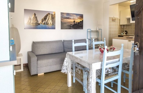 Marcelli Apartment | M261 - Marcelli, renovated three-room apartment with sea view terrace pt