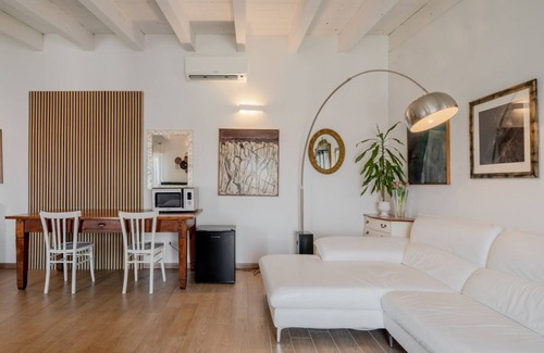 Ripamonti Corvetto Apartment | M3 Porto di Mare Apartment