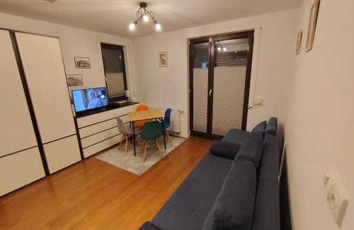 Biezanow - Prokocim Apartment | Mała Góra Apartment