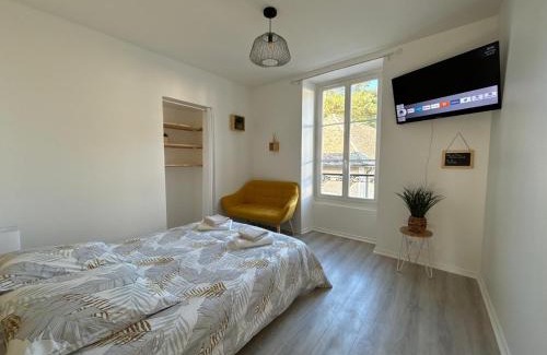 Milly-la-Foret Apartment | Ma Belle Conciergerie - COSY 2pièces centre Historique Milly-La-Foret