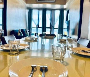 Lapu-Lapu Apartment | MACTAN NEWTOWN FAMILY ROOM Deluxe with free wi-fi, POOL & GYM