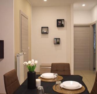 Mirafiori Sud Apartment | Maddy Home - Moderno appartamento a Torino