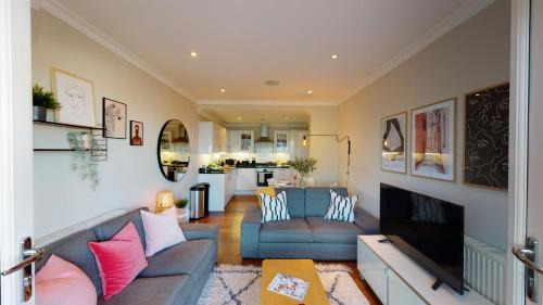 Balham Apartment | Madison Hill - White Hill House 4 - 2 bedroom flat