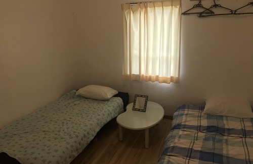 Miyakojima House | Maehama beach is right there! Free Wi-Fi Parking available Washer/dryer available!