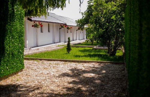 Mamaia-Sat House | Mafmaf Tiny Houses