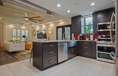 Midtown Apartment | Magical Condo in Midtown!