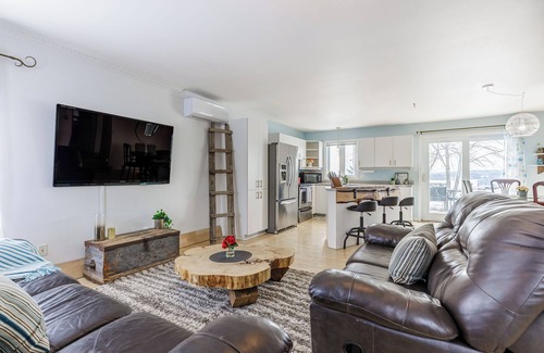 Mauricie House | Magical Holidays Private Estate: Spa Peace Nature