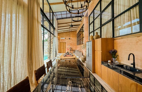 Melayang Hotel | Magical Jungle Resort and Spa