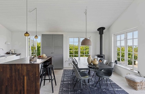 Listed House | “Magical Sea View – From Terrace to Horizon”