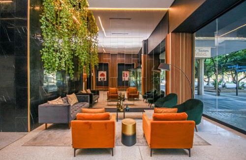 Cape Town City Centre Apartment | Magical studio in hotel type luxury- Secure, pool
