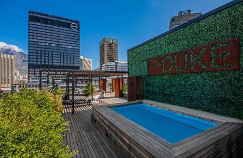 Cape Town City Centre Apartment | Magical studio in hotel type luxury- Secure, pool