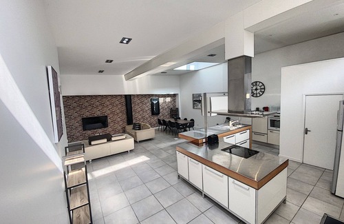 Vassieux - Crepieux Apartment | Magnificent 158m² loft in Caluire le bas, 10mm from Lyon 6,