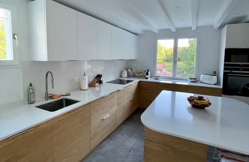 Bassussarry Villa | Magnificent Basque villa near Biarritz