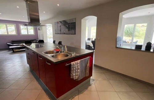 Criel-sur-Mer House | Magnificent house with fireplace close to the sea, not overlooked and large garden.