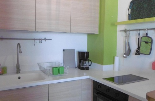 Centre-Ville Apartment | Magnificent T1 2 steps from the beach and shops in Saint Pierre