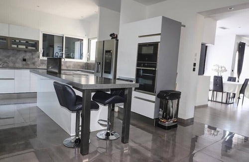 Montferrier-sur-Lez House | Magnifique Villa Avec Piscine