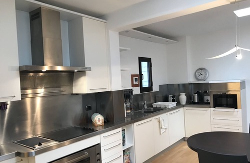 Villeneuve-Loubet Villa | Magnifique Villa 5 Étoiles Dans un Domaine Privé