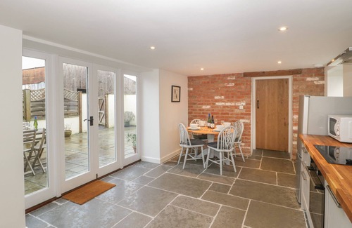 Highbridge Cottage | Magnolia Barn