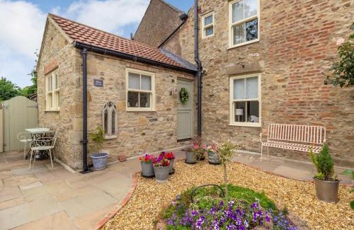 Richmond House | Magnolia Cottage