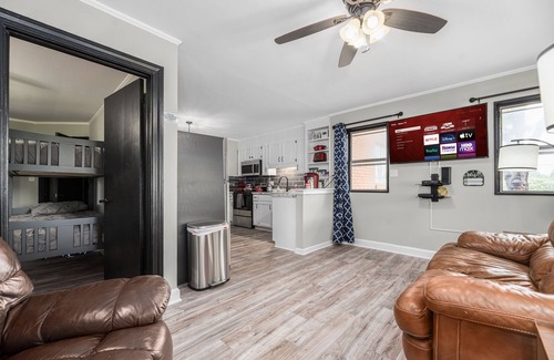 Statesville Apartment | Magnolia Small Apartment w/King-size Amenities- High Quality Beds & Pillows!