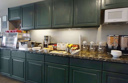 Ely Hotel | Magnuson Hotel Park Vue