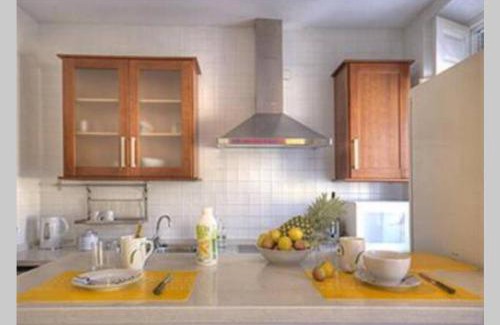 La Roqueta Apartment | Main Central Station Apartment