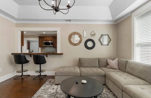 Cherry Street House | Main House at Cherry Street 4bdr
