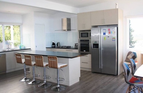 Primrose Sands House | Main House + Bunk House - 4 bed Beach House