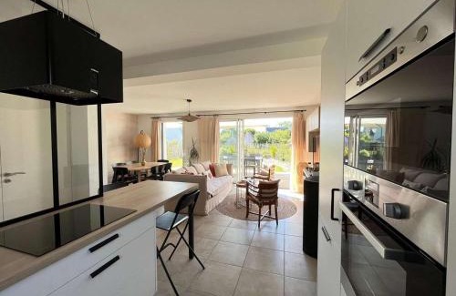 Beg-Meil House | Maison 4* à Beg Meil, proche plage avec jardin, 3 chambres, parking - FR-1-481-177