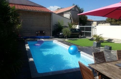 Angoulins House | Maison 4 Pers. Décorée avec Piscine & WiFi - FR-1-535-14