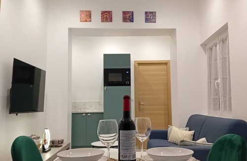 Louvres House | Maison Avec un Élégant Jacuzzi Bluetooth Music Lit King Size Mémoire de Forme