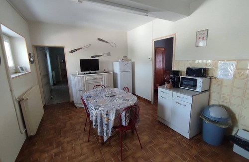 Azay-le-Ferron House | Maison Avec Véranda, Terrain Ombragé et Mare aux Grenouilles Idéal en Brenne