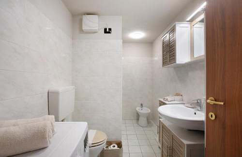 Pollein Apartment | Maison Bebe Comboé