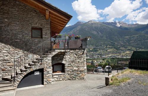 Pollein Apartment | Maison Bebe Comboé