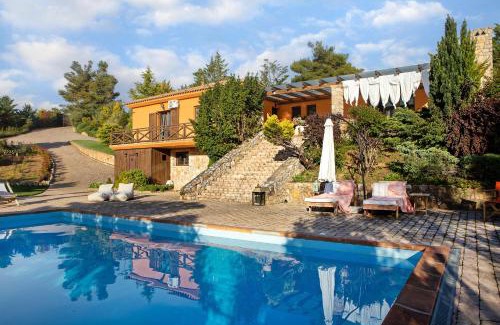 Marathon Villa | Maison Christine Villa